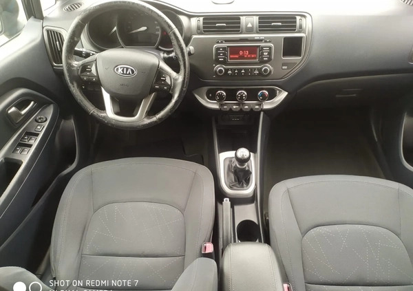 Kia Rio cena 10900 przebieg: 220000, rok produkcji 2011 z Puławy małe 326